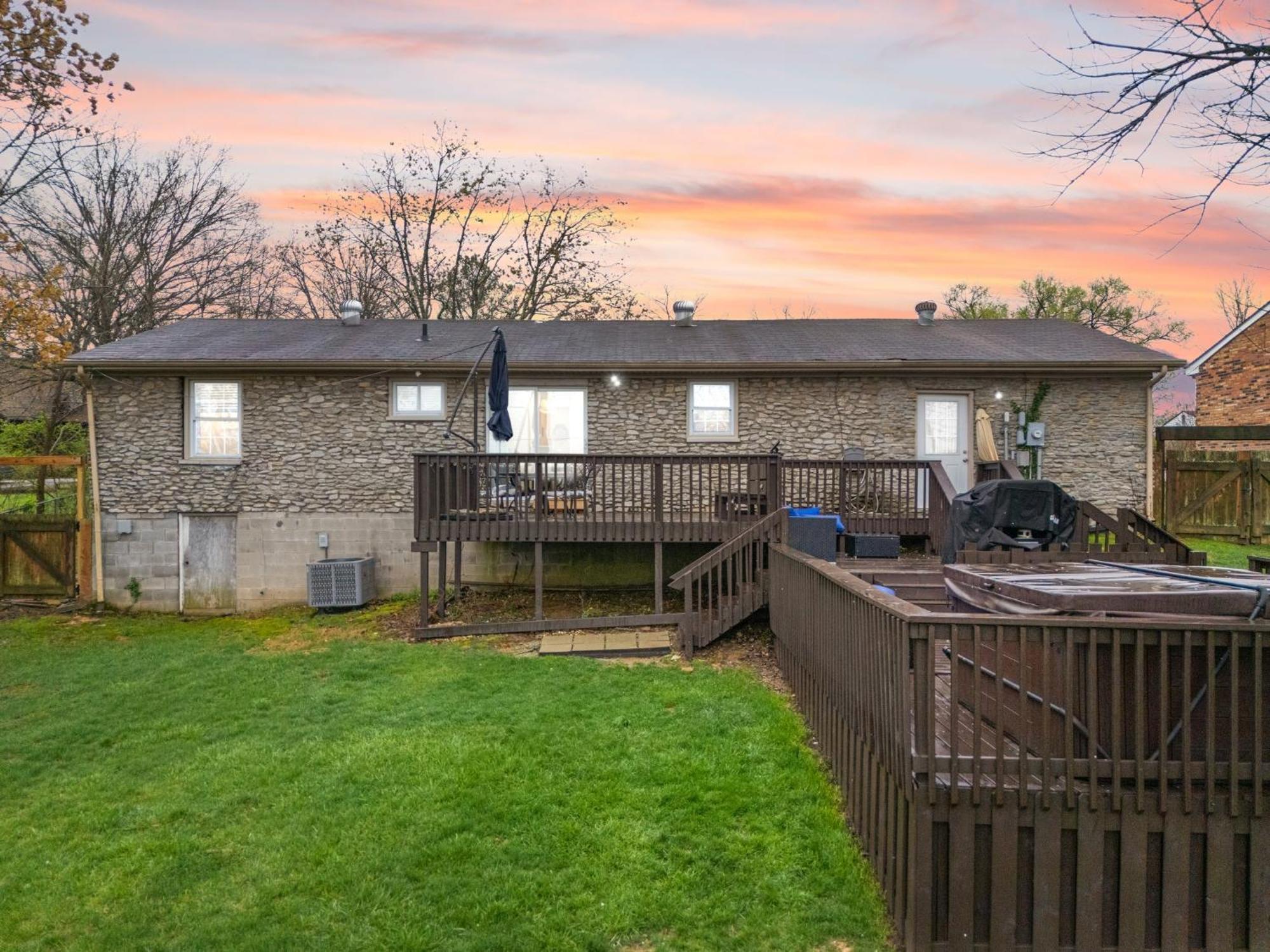 The Kentucky Bluegrass Retreat Villa Frankfort Luaran gambar